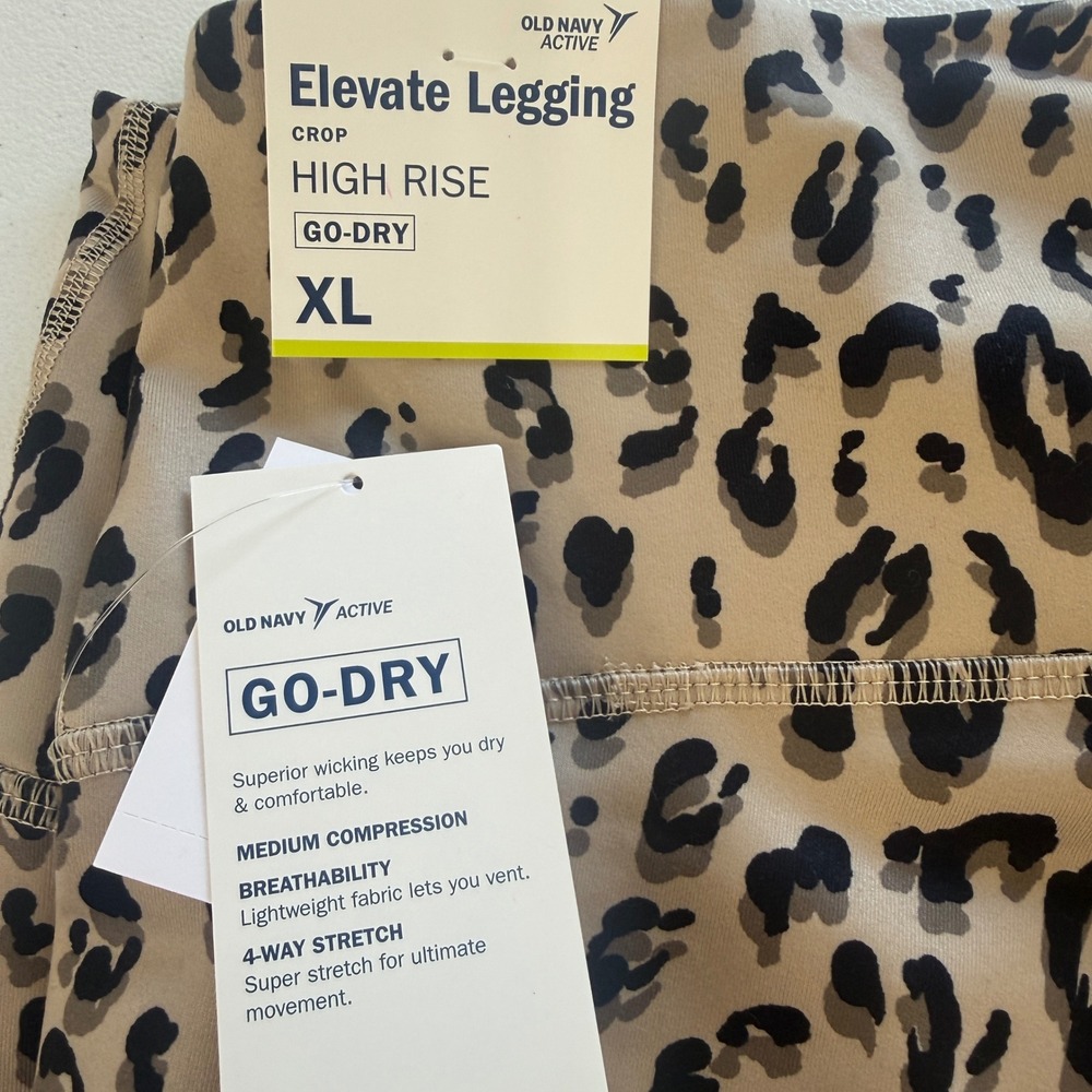 Old Navy Active Elevate Legging Crop Womens XL Tan Leopard NWT High Rise Go-Dry - Picture 3 of 7